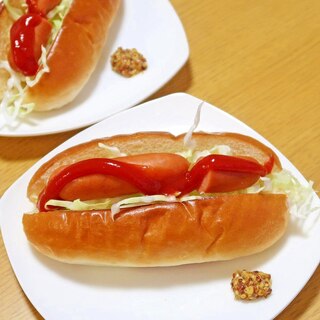 ふつーのホットドッグ☆フライパンでお手軽に